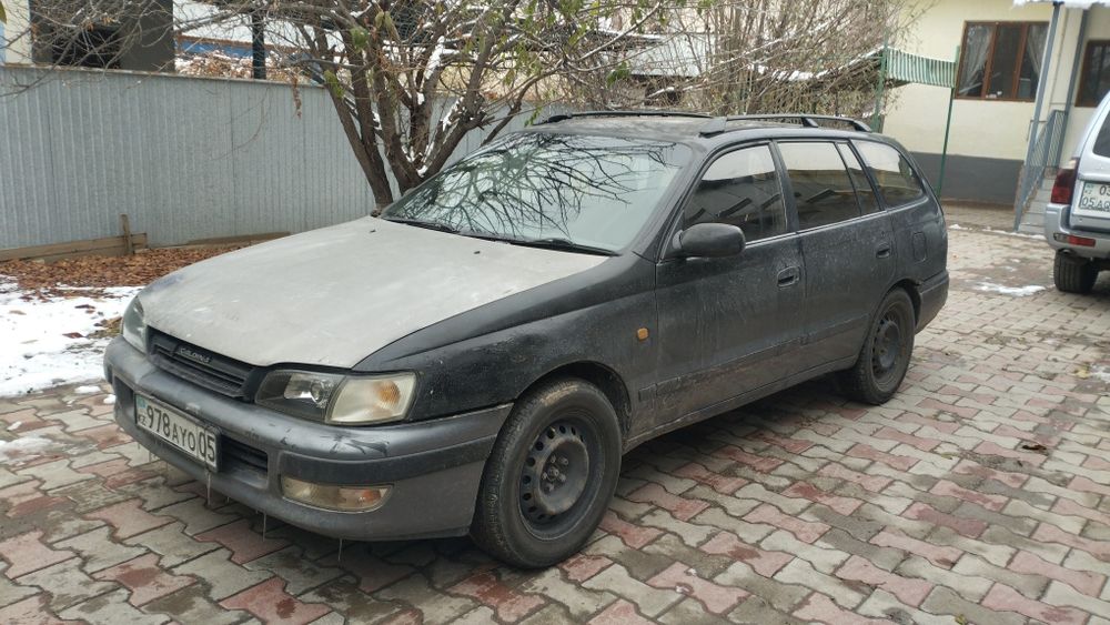 Тойота калдина продам