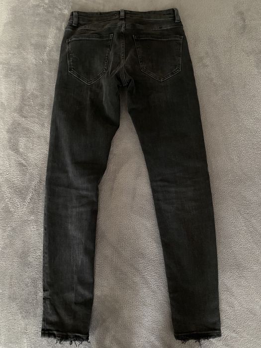 De vânzare 3 perechi de pantaloni