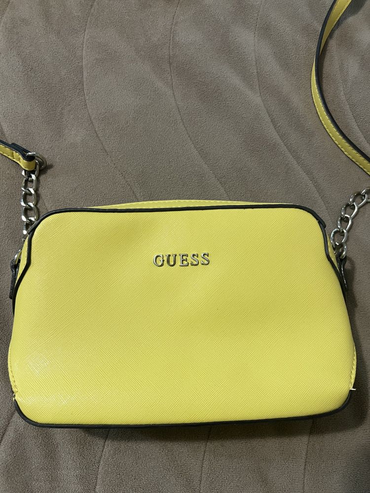 Чанта Guess