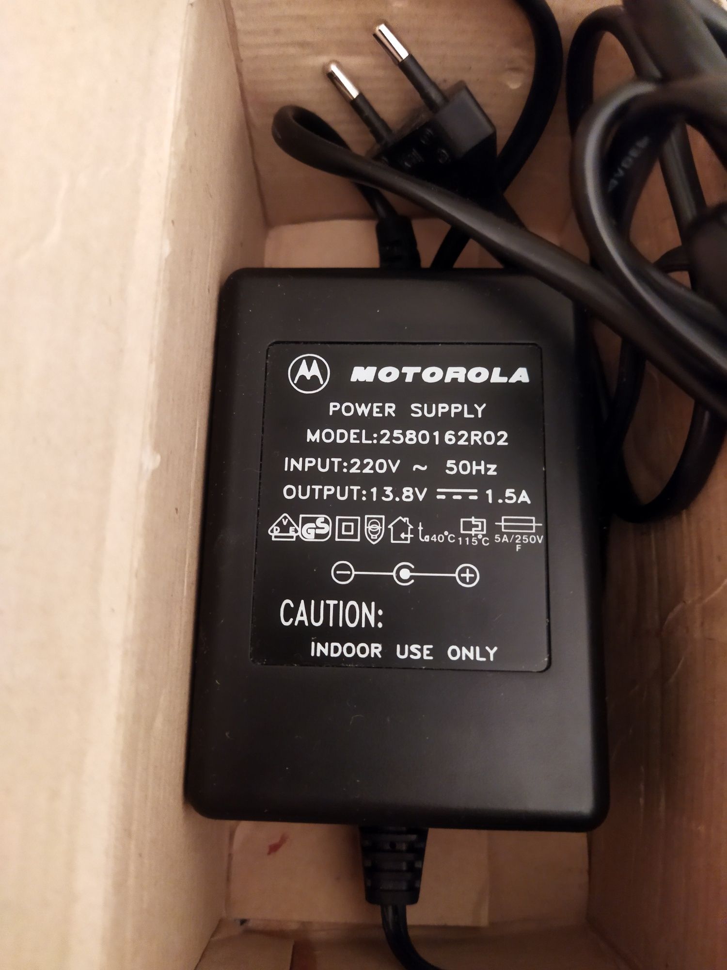 Зарядное устройство MOTOROLA