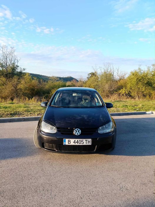 Продавам Голф 5 1.9 105hp