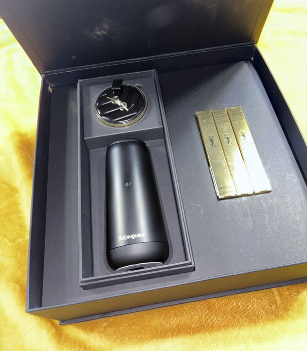 Yves Saint Laurent YSL Lipstick Maker aparat de facut ruj nou new