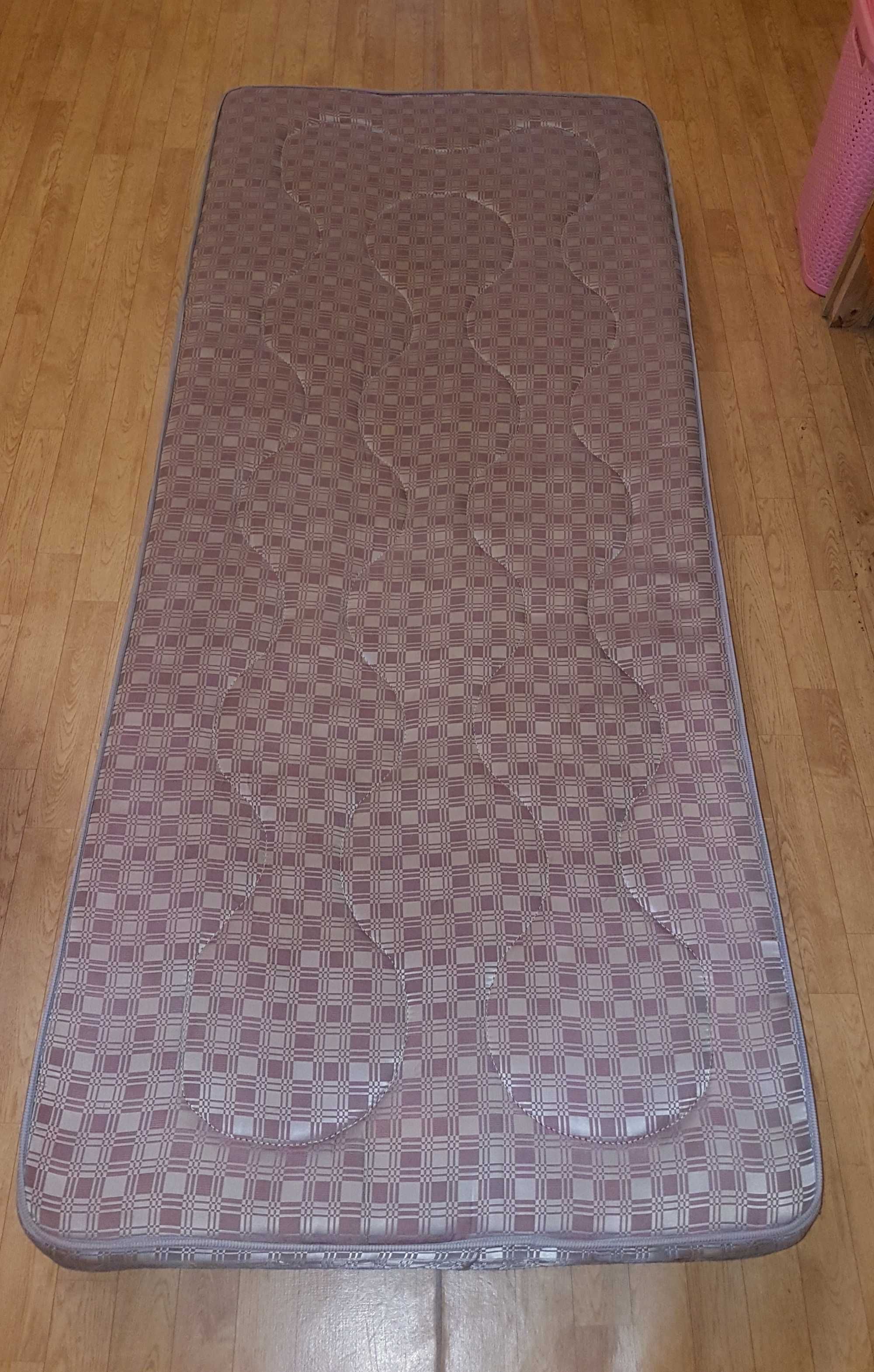 Матрас 80см × 187см