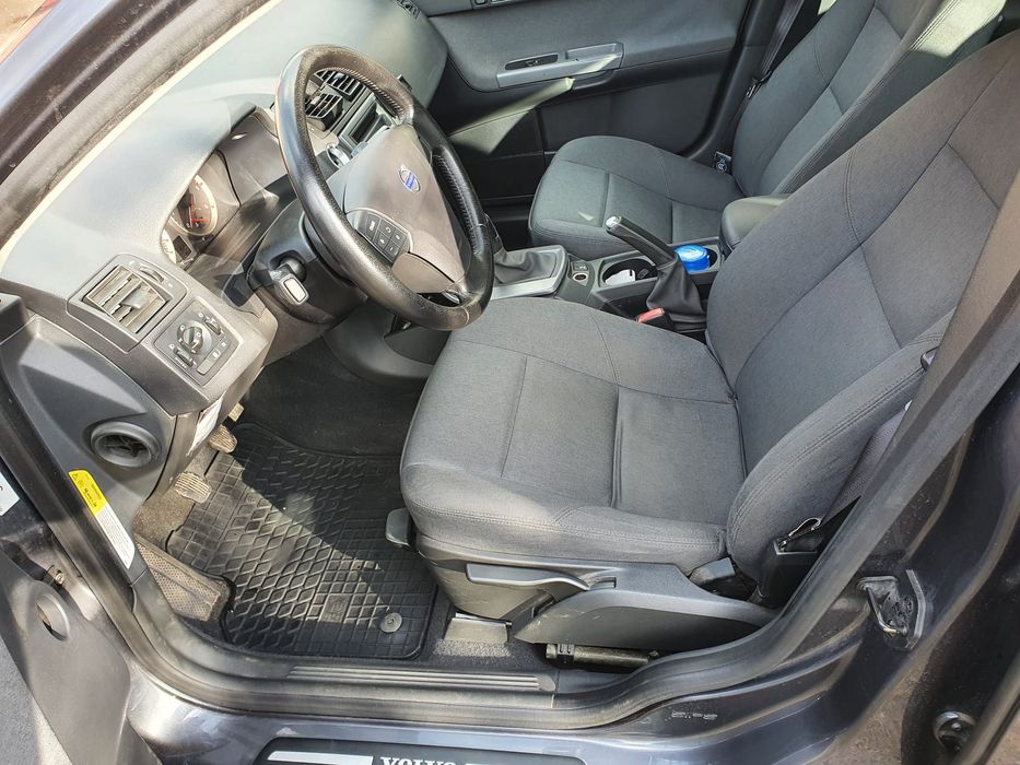 Volvo S40 2.0 diesel - motor defect