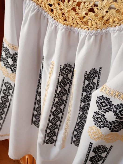 Camasa traditionala dama