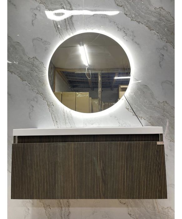 Продам новое зеркало