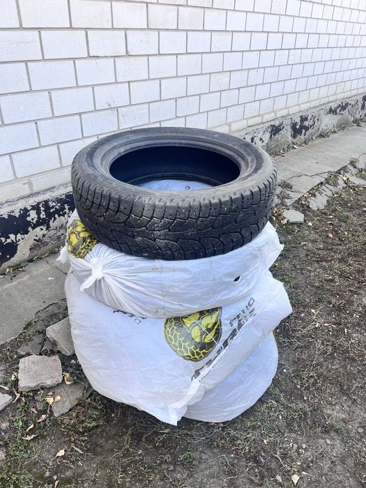 Шины Hankook 225/60 R18 — отличное состояние
