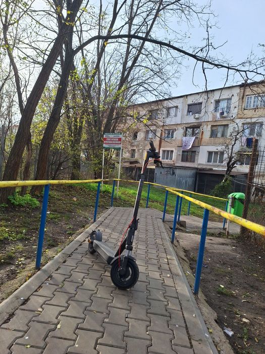 Vând trotinetă electrică Xiaomi