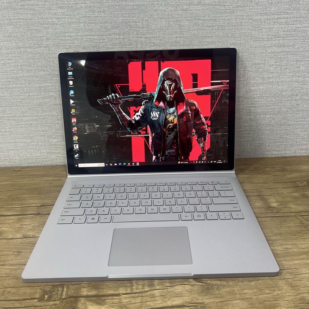 Продаю Американский Microsoft Surface 16/512гб 3K с видеокартой!