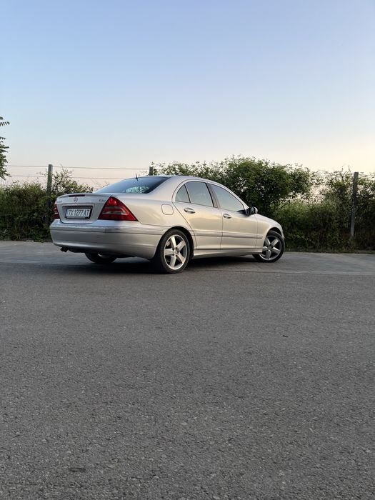 Mercedes C clas 220 cdi FACE