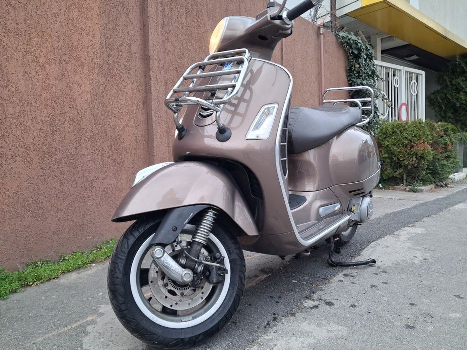 Vespa GTS 300 IE