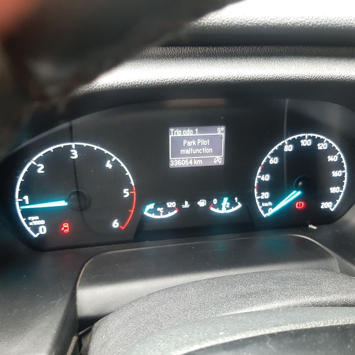 Ford Tranzit Custom 8+1