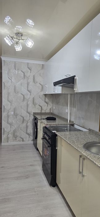 Продаётся 2х ком.кв.В Саттепо.Вторичка.3 этаж 5 этажном доме.53кв.м.