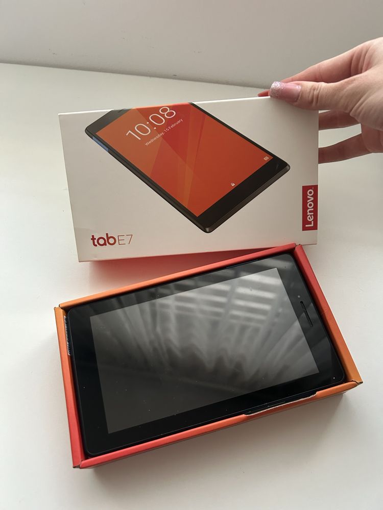 tableta lenovo tab E7