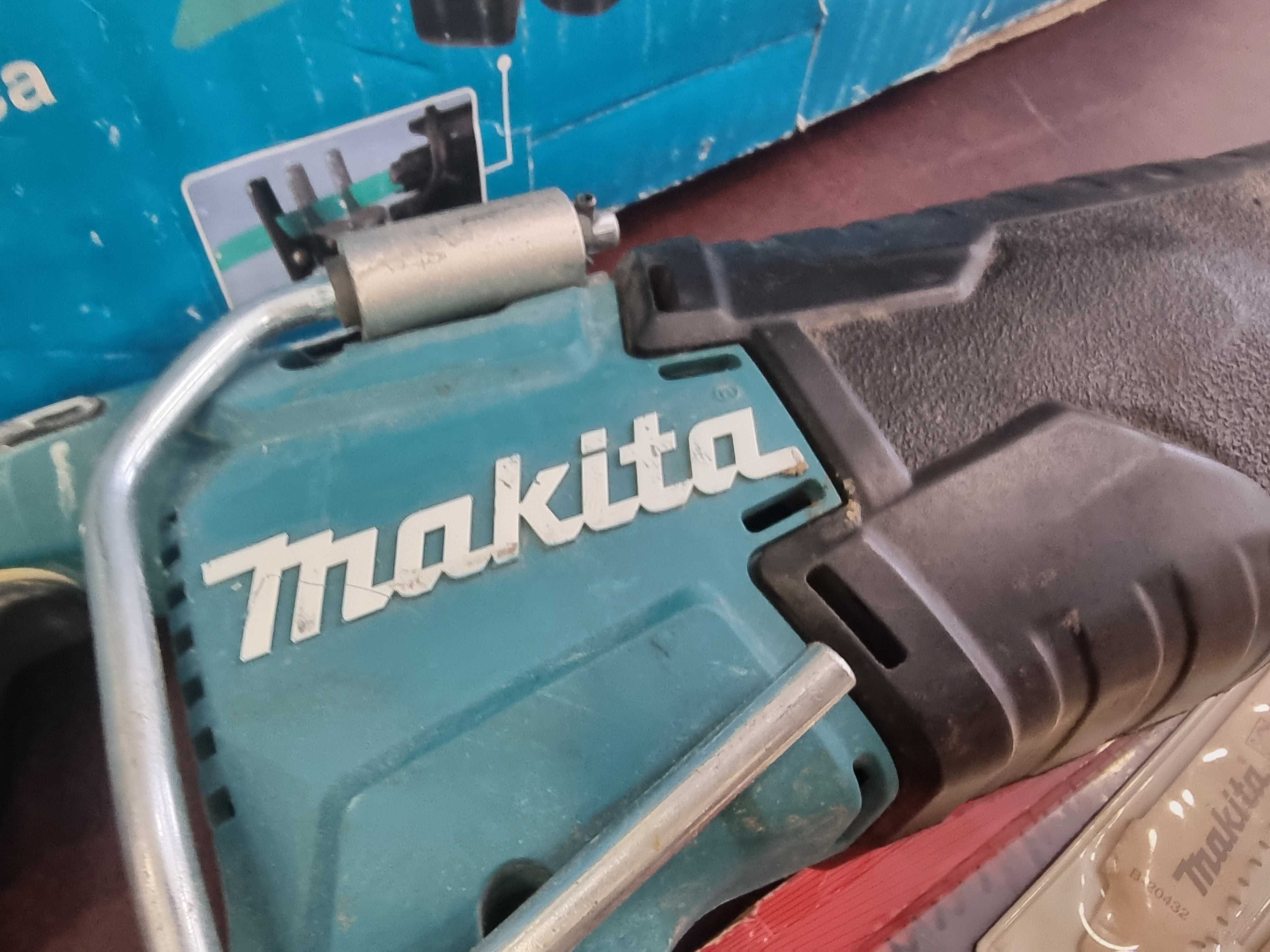 Професионален саблен трион MAKITA DJR 187 Z