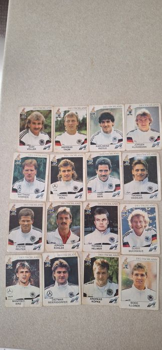 Vand cartonase cu fotbalisti Panini CM ITALIA 1990/EURO 1992