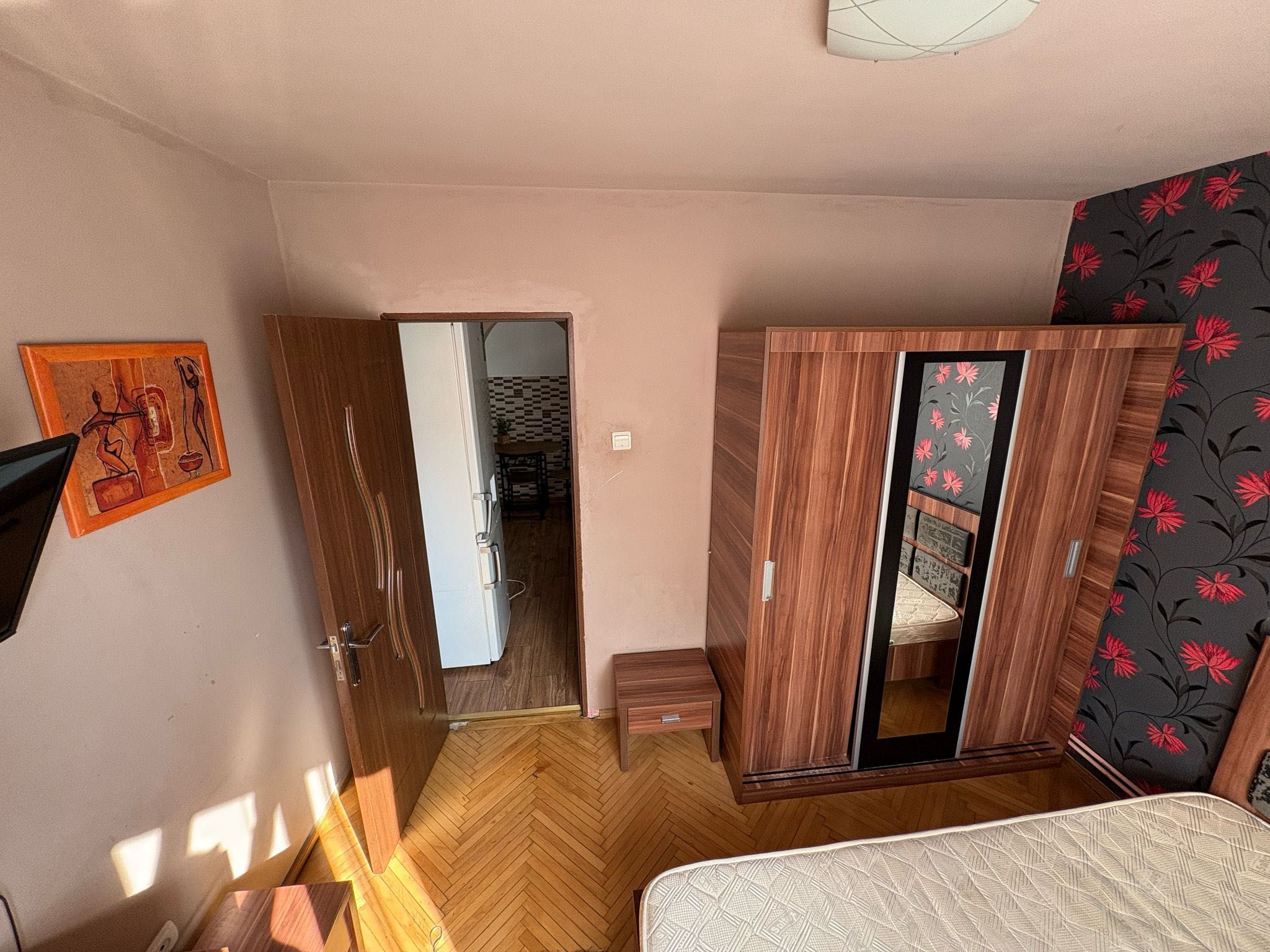 Apartament de închiriat cu 3 camere