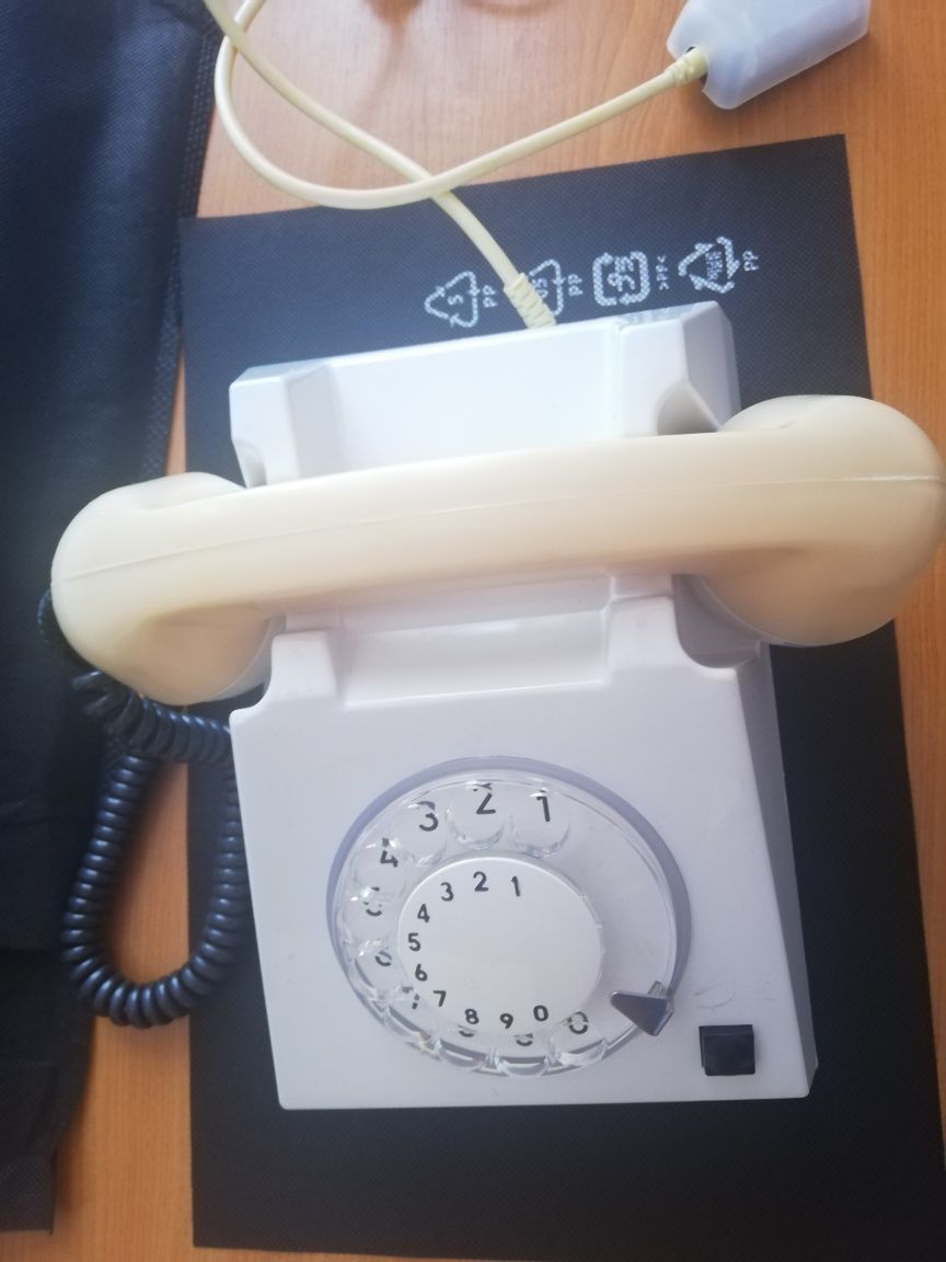 Telefon fix vintage "NOU" (mai multe bucati)