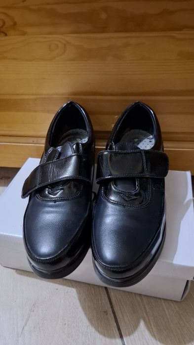 продам туфли б/у женские 39р