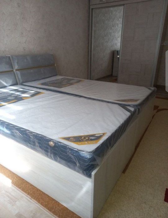 Shayxontohur Chorsuv va Xalqlar doʻstligi metroga yaqin joyda ijaraga