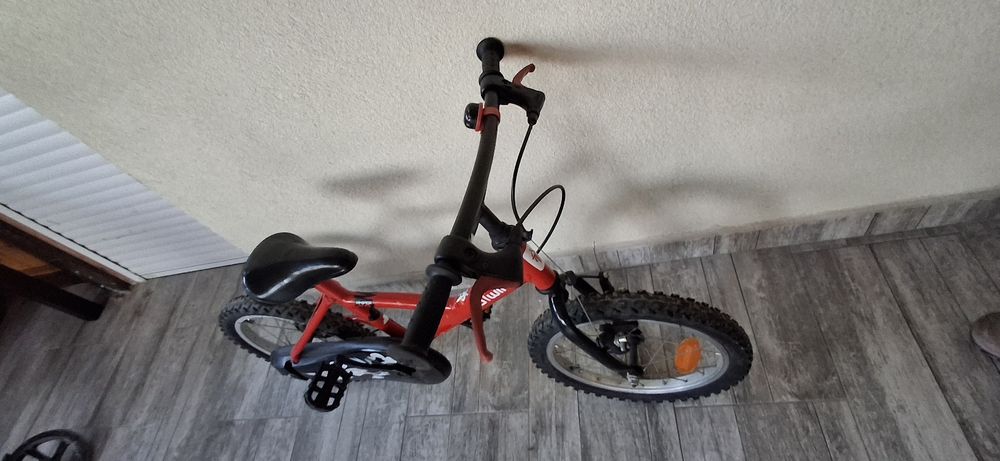 Bicicleta copii 16" B'twin+ roti ajutătoare.