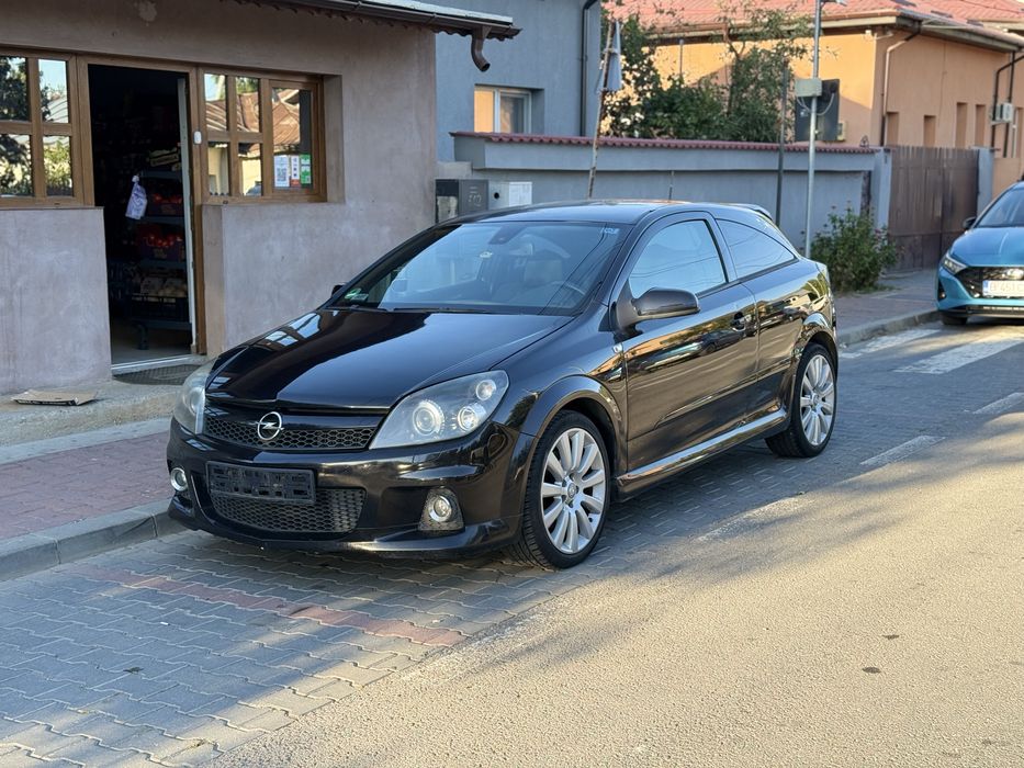 Opel Astra H GTC OPC Line 2 1.9 Diesel 2008