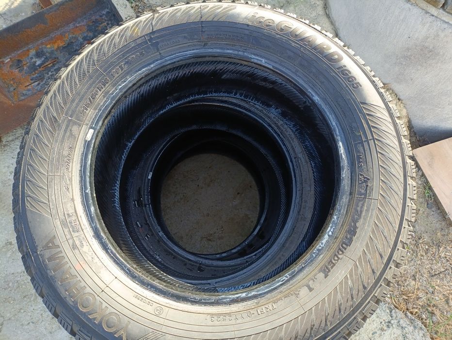 Шины Yokohama R 16, 215/60