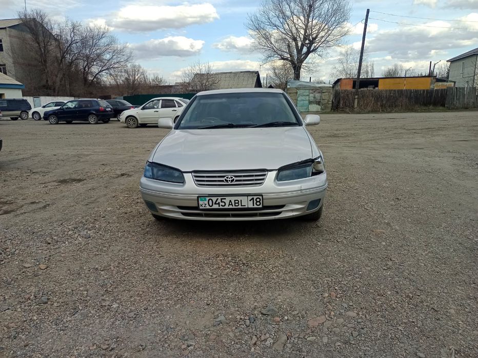 Продам машину Camry Gracia