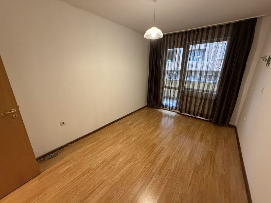 3-стаен в София-Манастирски Ливади площ 120 цена 1300