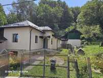 Casa de vanzare zona pitoreasca