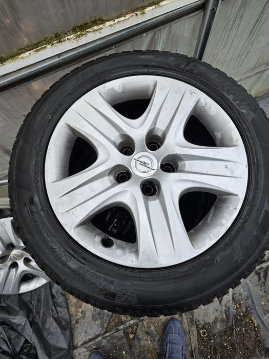 Jante otel  225 55 R17  cauciucuri iarna opel insignia