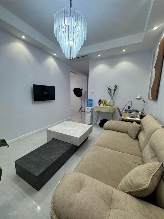 Срочно!!Сдается Шикарная 2х ком квартира Ор-р Метро Чиланзар 999*