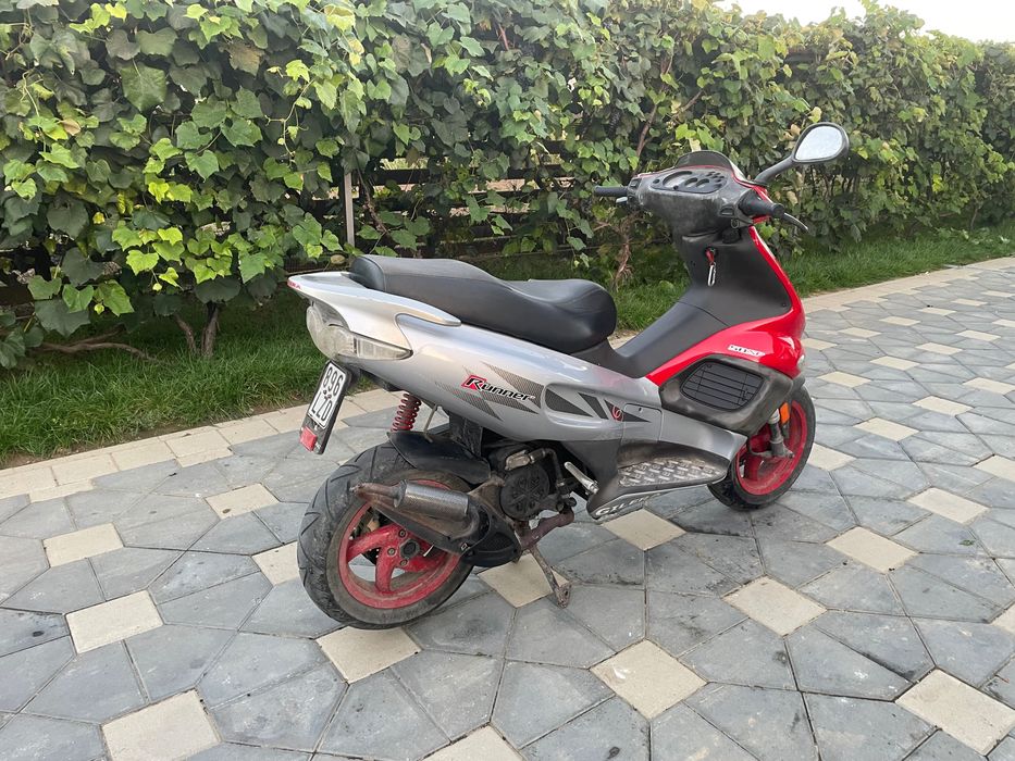 Piaggio Gilera Runner
