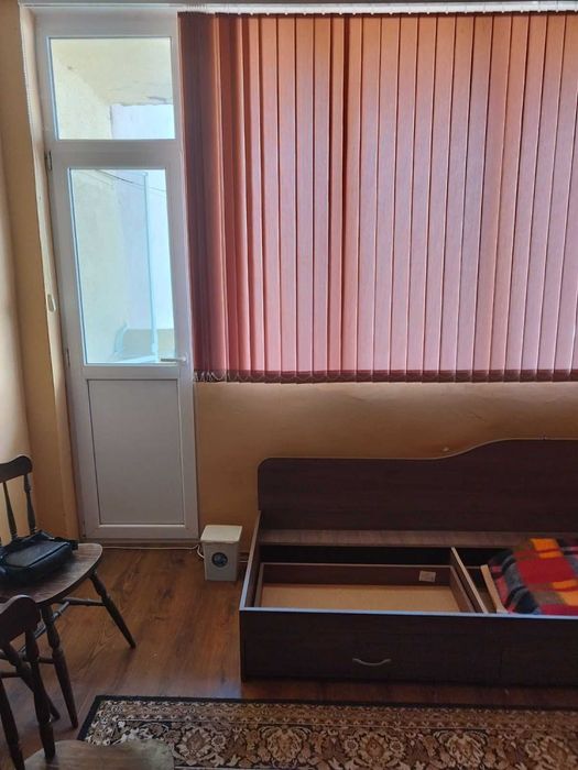 Продава се Двустаен апартамент в Плевен, 9-ти квартал - 54 кв.м за 1204 €/кв.м - Снимка #2