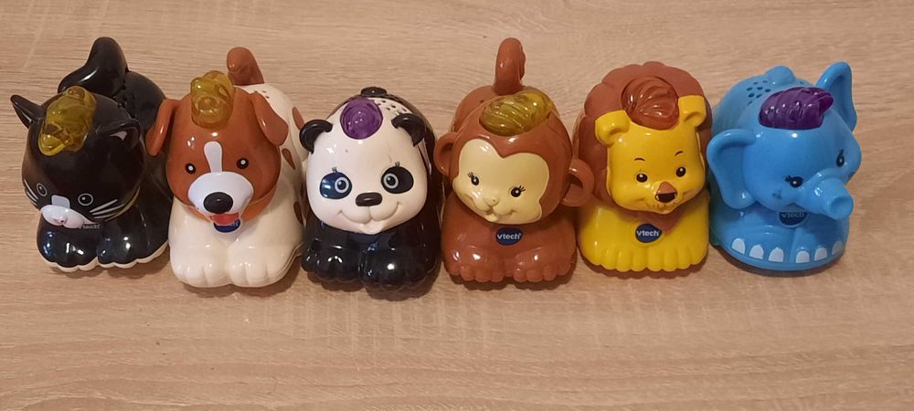 Vtech Casuta din copac cu animalute interactive