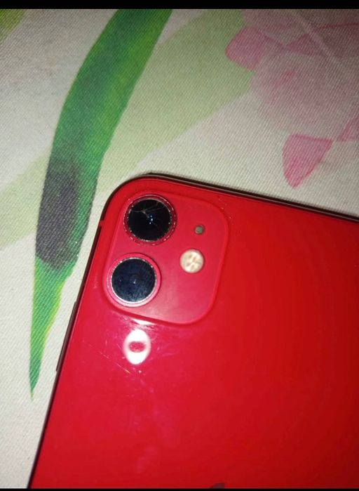 iPhone 11 product red