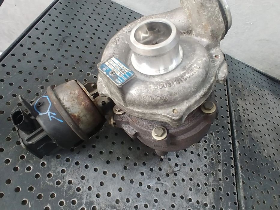 Turbina 2.0 tdi cag audi a4 b8 a6 c6 q5 seat exeo 03l145701 cu defect