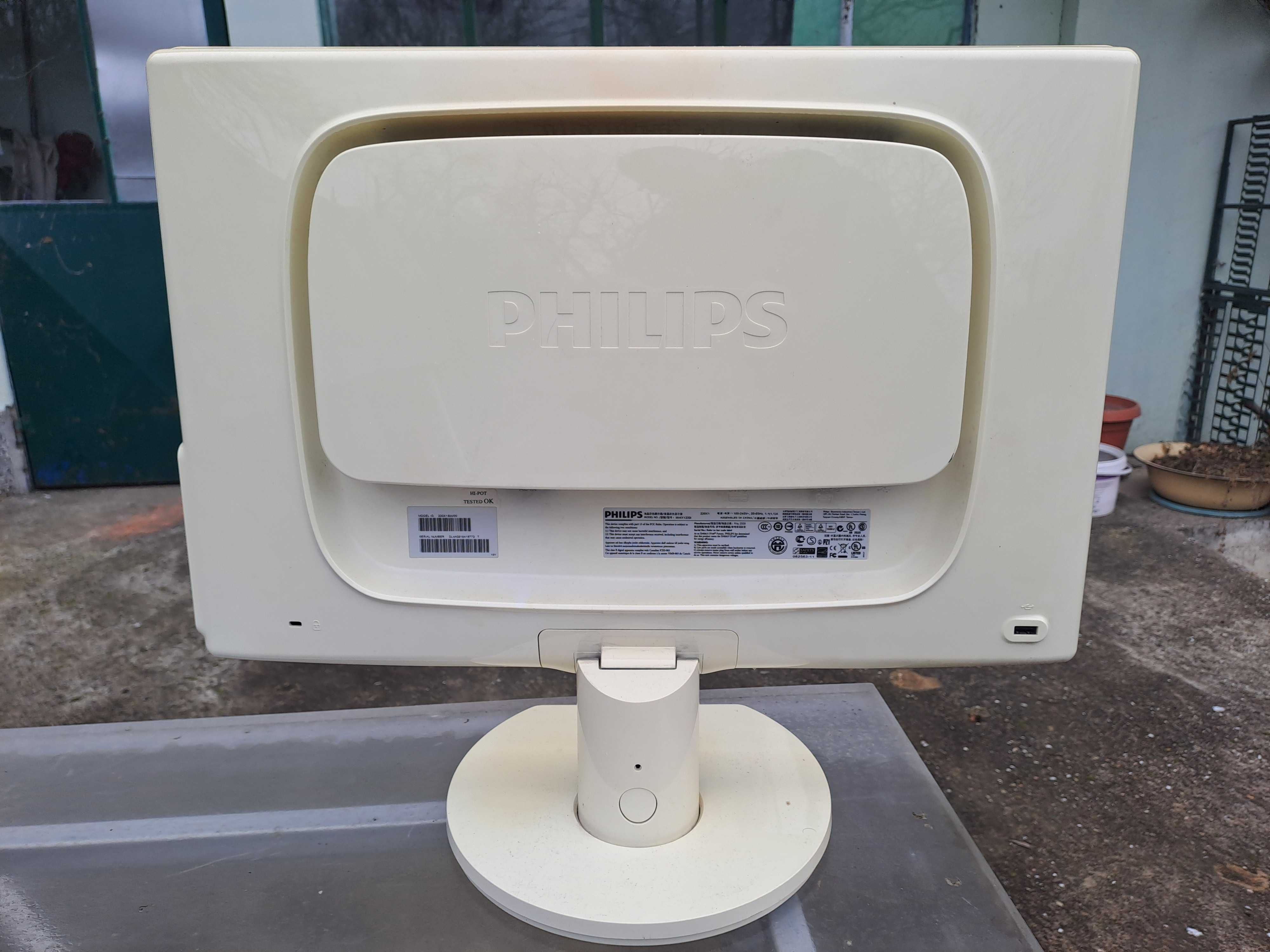 Монитор Philips 19"