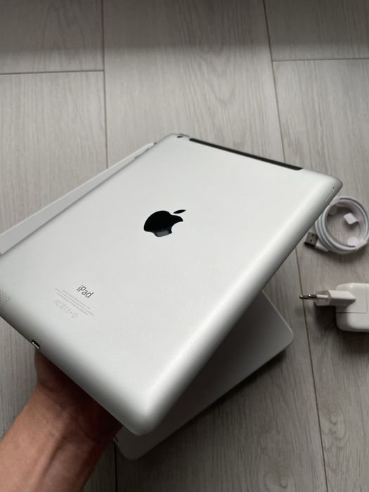 • Ipad •  64gb  • SIM  •  Cartela •