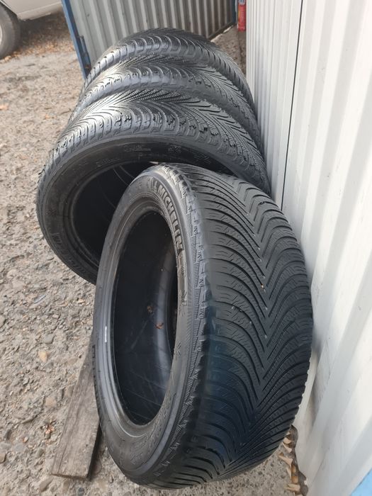 4 Anvelope de iarna*225/50R17*MICHELIN*LICHIDARE STOC*50 Lei Buc*