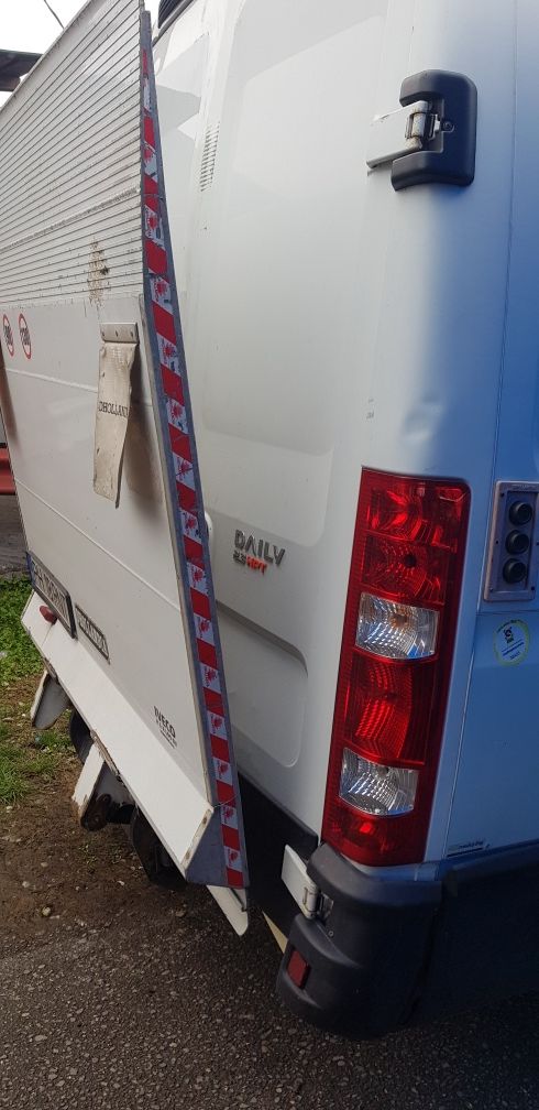 Iveco Daily cu Lift