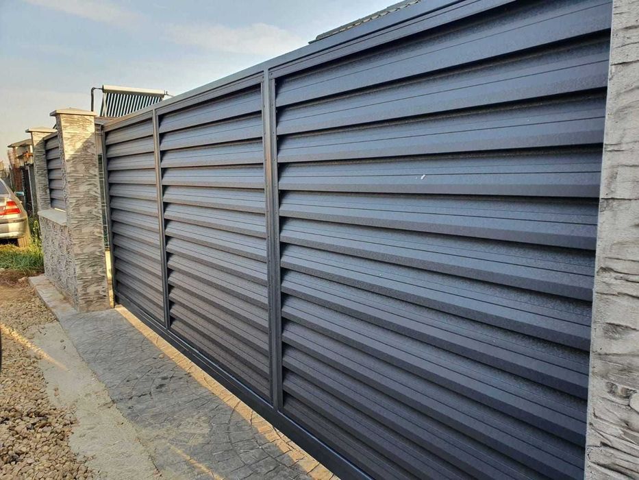 Vand garduri si porti