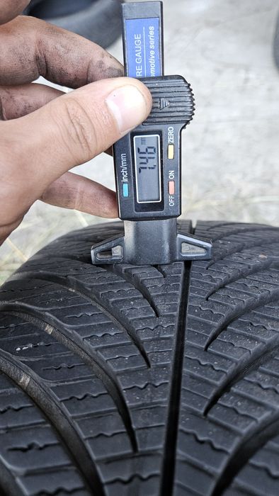 2бр гуми 215 55 17 гуд йър