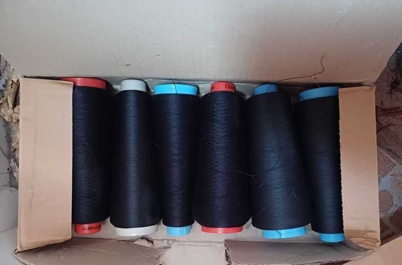 Vand ata  de surfilat si de cusut