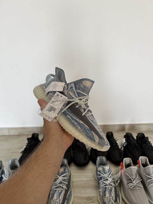 Adidas Yezzy 350 v2 Negrii Gri Albastrii