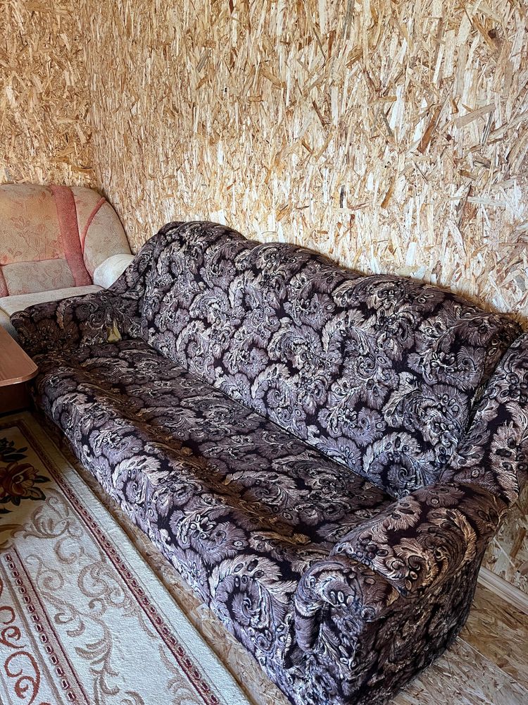 Продам диван и кресло