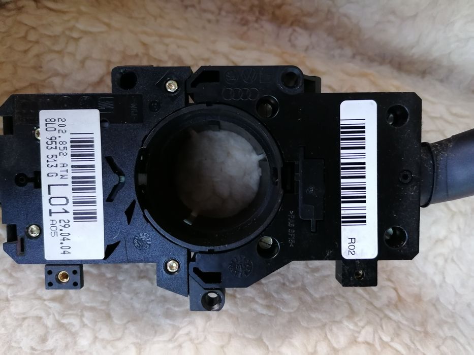 Bloc semnalizare și comenzi stergatoare