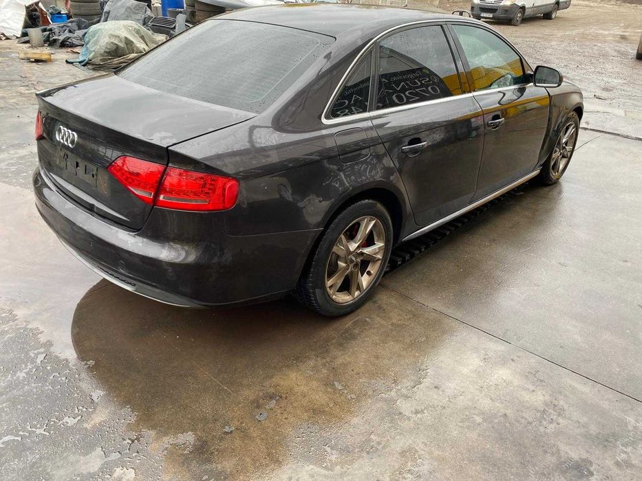 dezmembrez audi a4 b8 S-Line cod motor CAGA/bara fata S-Line
