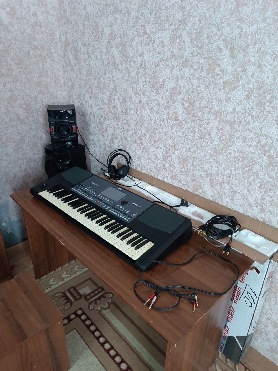 Sintezator korg pa 600