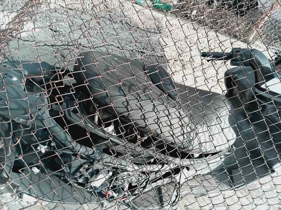 Априлия атлантик 250 на части